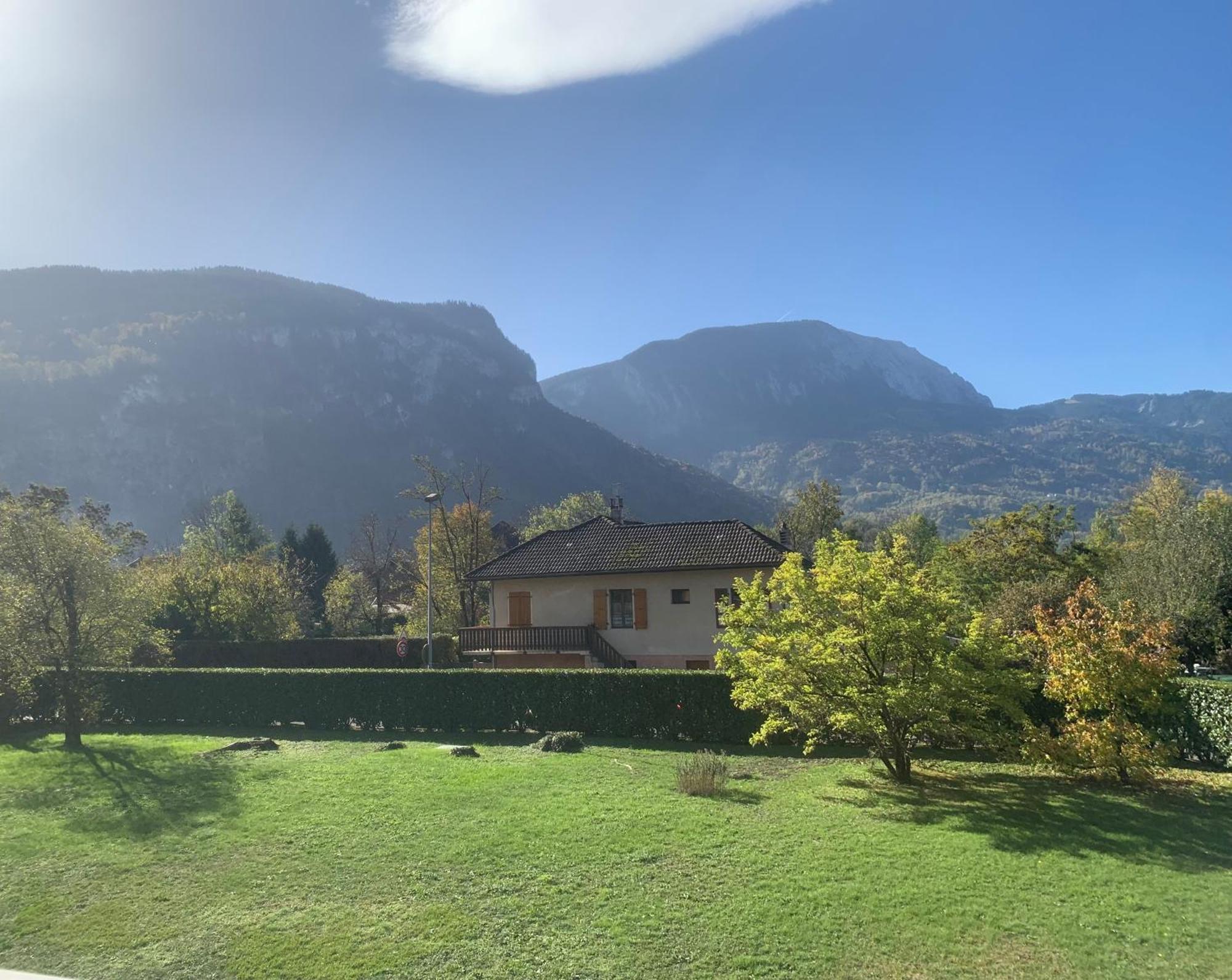 Appartement La Montagne Ca Vous Gagne ! à Cluses Extérieur photo